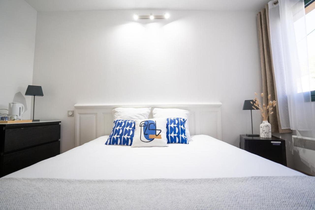 Logis Hotel La Feniere La Bouilladisse Luaran gambar