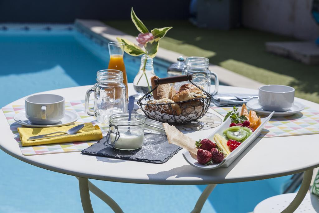 Logis Hotel La Feniere La Bouilladisse Luaran gambar