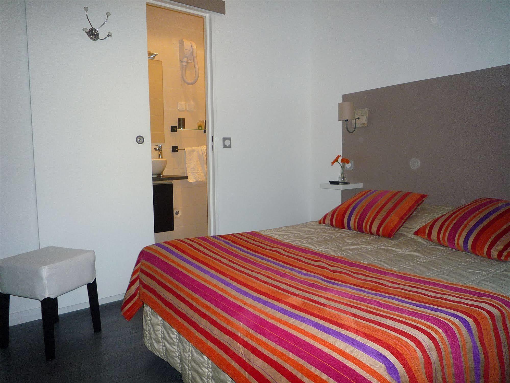Logis Hotel La Feniere La Bouilladisse Luaran gambar